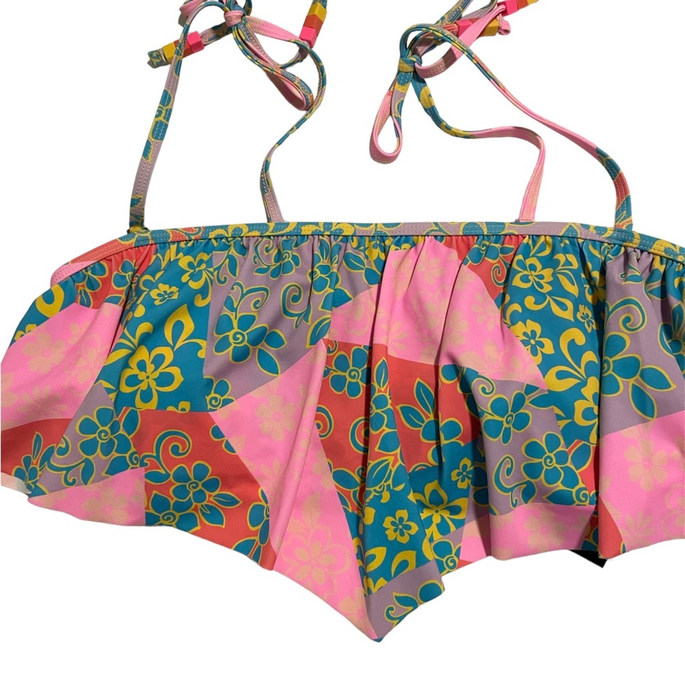 NWT- Junior Girls Separate Swimwear Top- size M- (7-9)